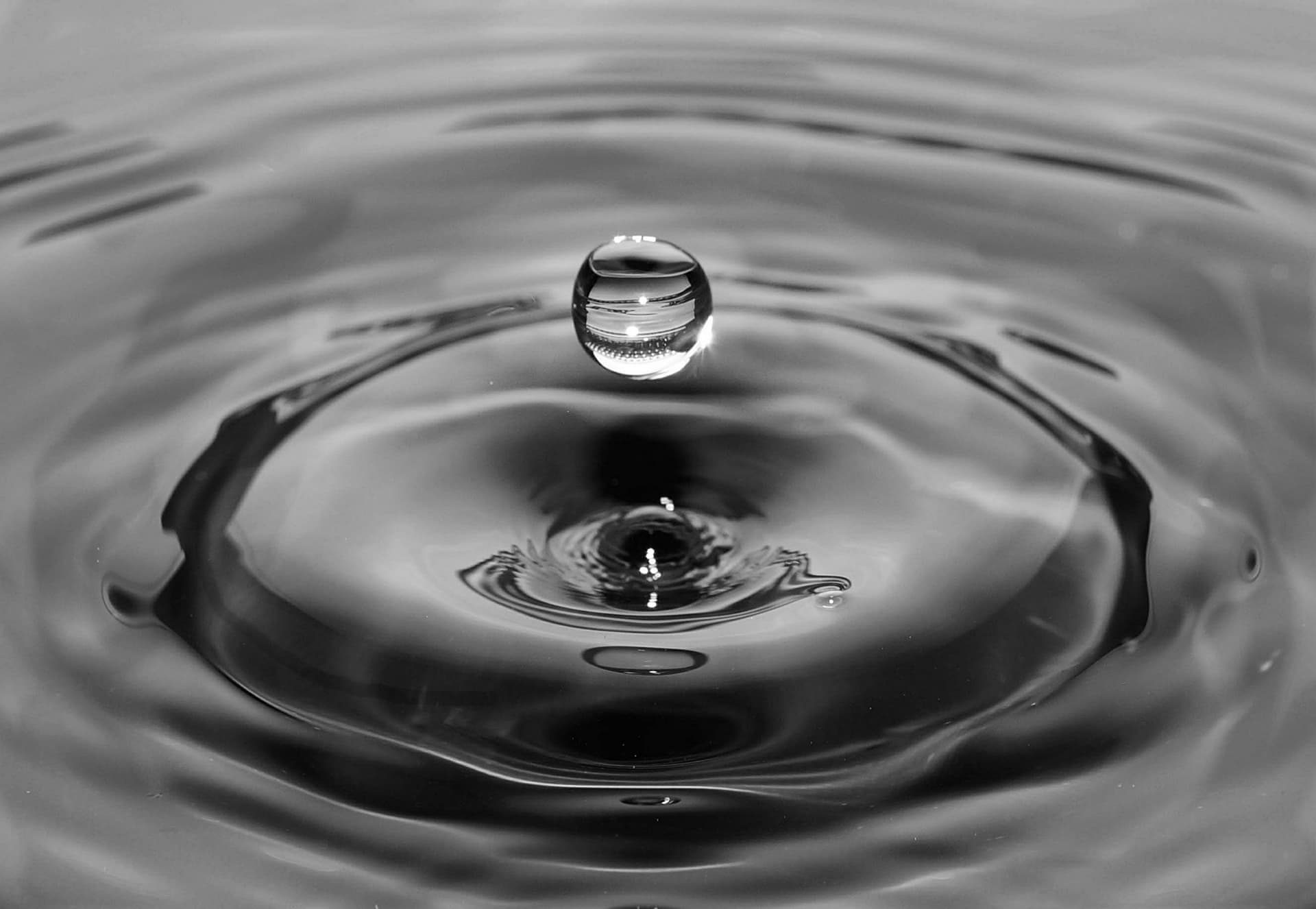 Drop of Water. Pixabay. Skitterphoto.
